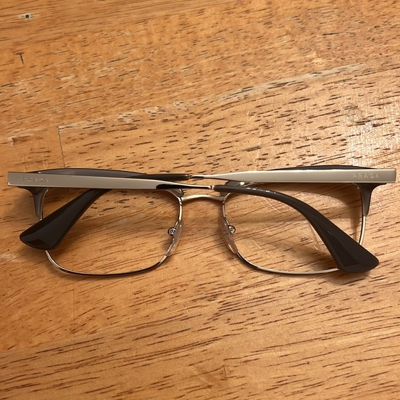 Prada VPR 08S - Picture 2 of 3